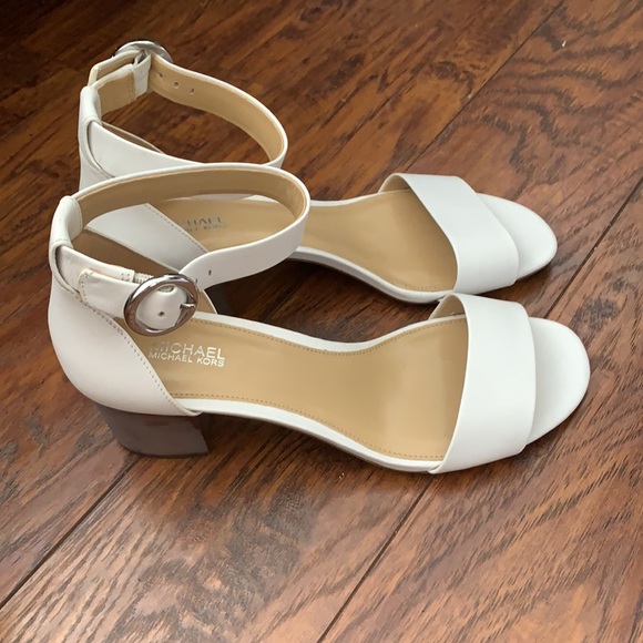 Michael Kors Heels - Picture 2 of 5